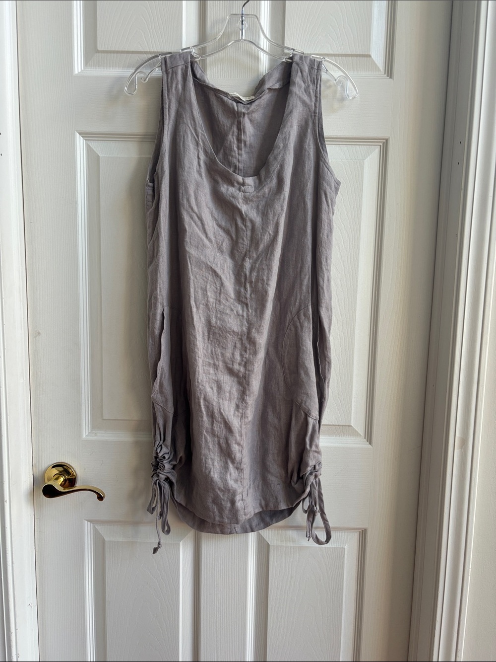 Luukaa Sleeveless Tunic Dress in Light Taupe